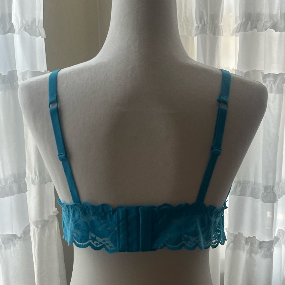 No Boundaries Teal Lace Bralette - Picture 5 of 7
